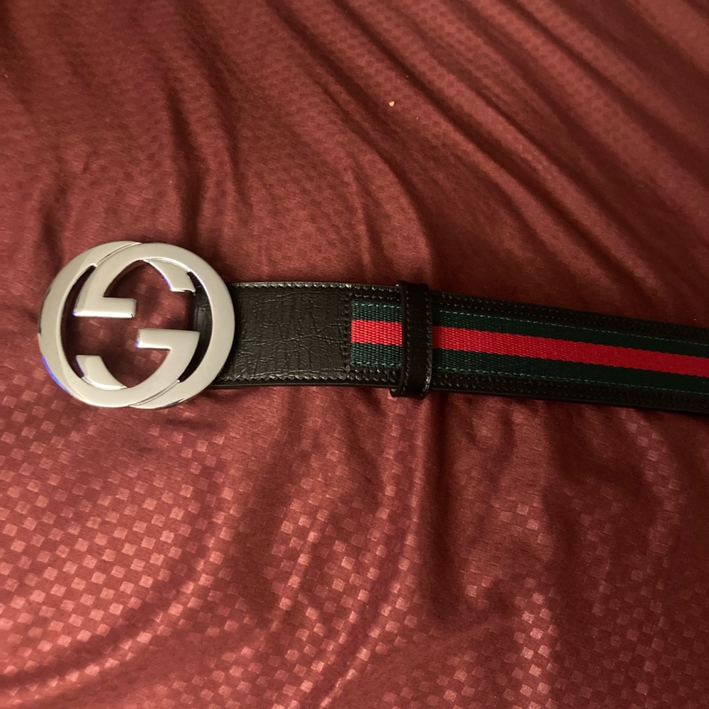 Authentic Mens gucci belt